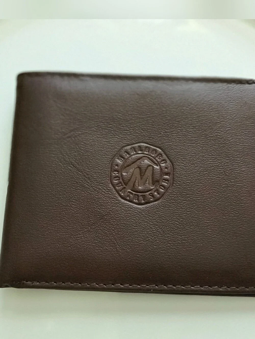 NWOT Men's Vintage Marlboro Country Store Dark Brown Genuine Leather Wallet